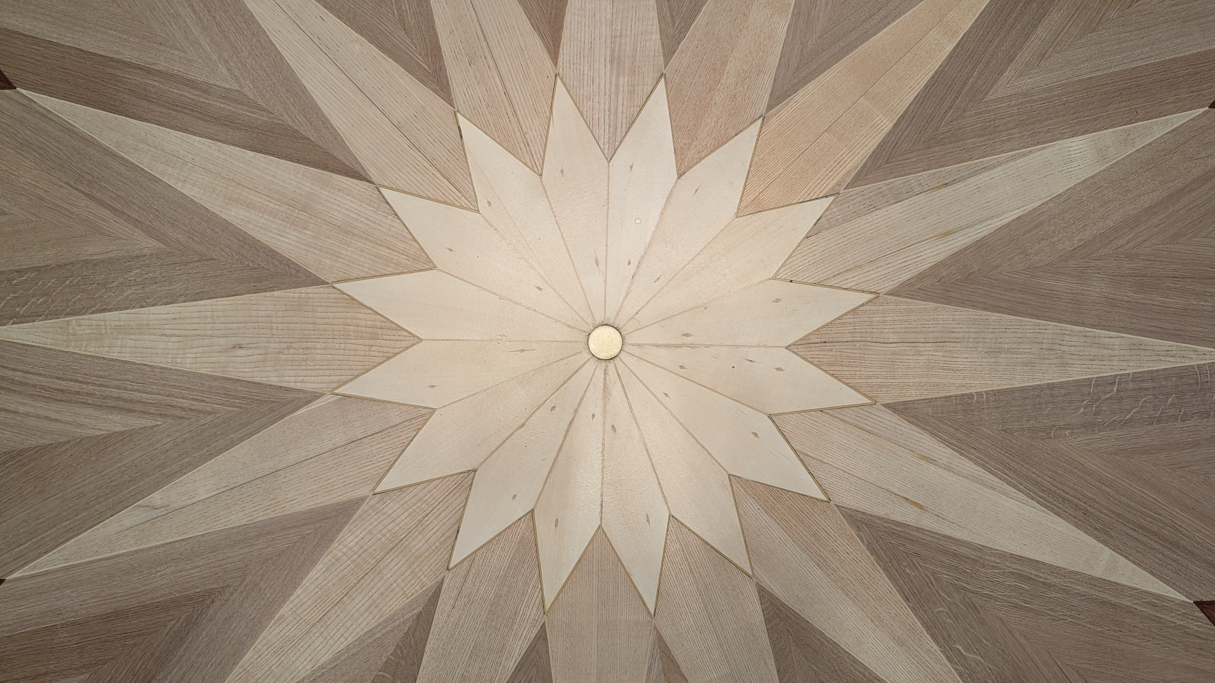 PXL 20230427 124030812